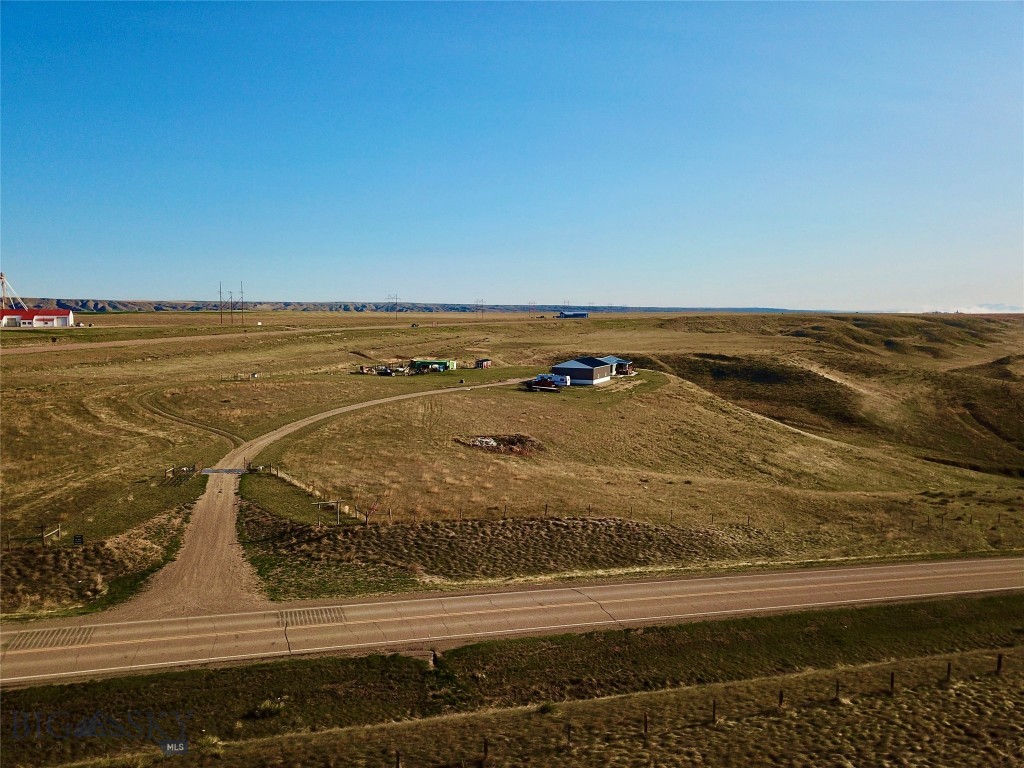 105 Mt-80, Fort Benton MT 59442