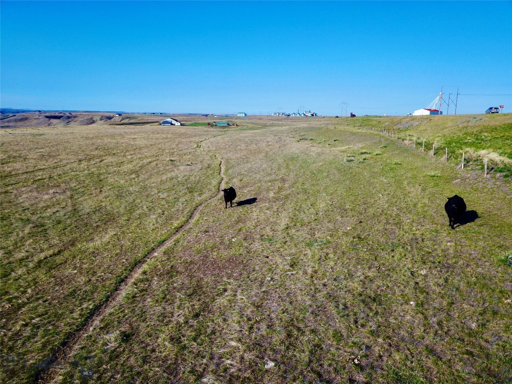 105 Mt-80, Fort Benton MT 59442