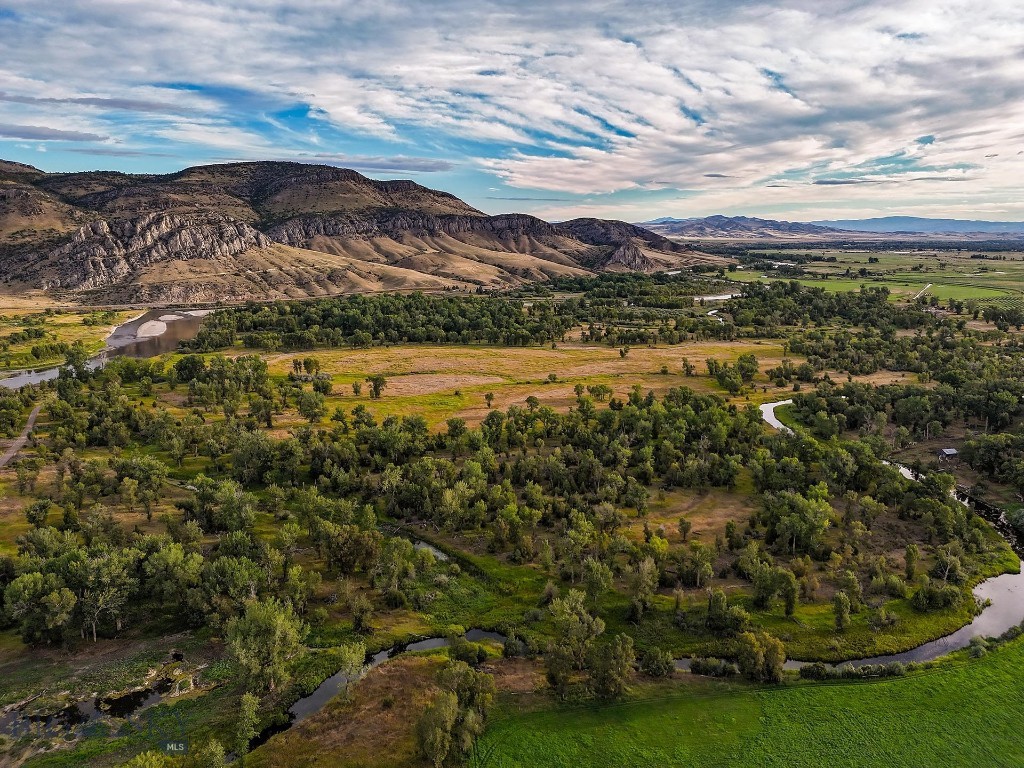 5211 Old Yellowstone Trail, Three Forks MT 59752