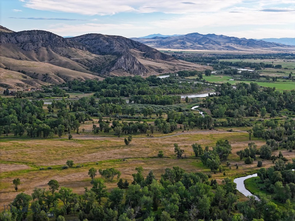 5211 Old Yellowstone Trail, Three Forks MT 59752