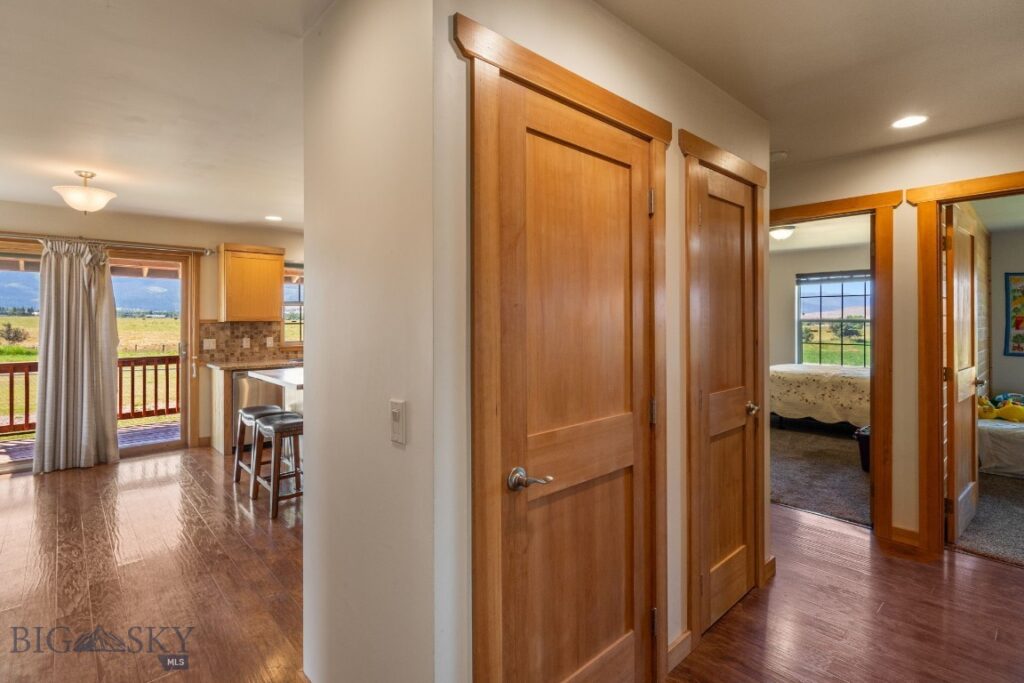 61253 Watson Road,  MT 59865