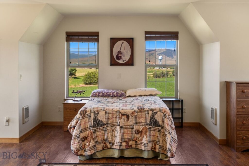 61253 Watson Road,  MT 59865