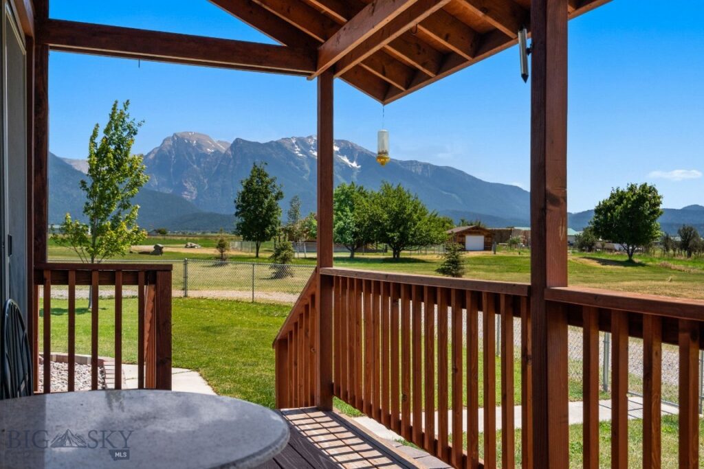 61253 Watson Road,  MT 59865