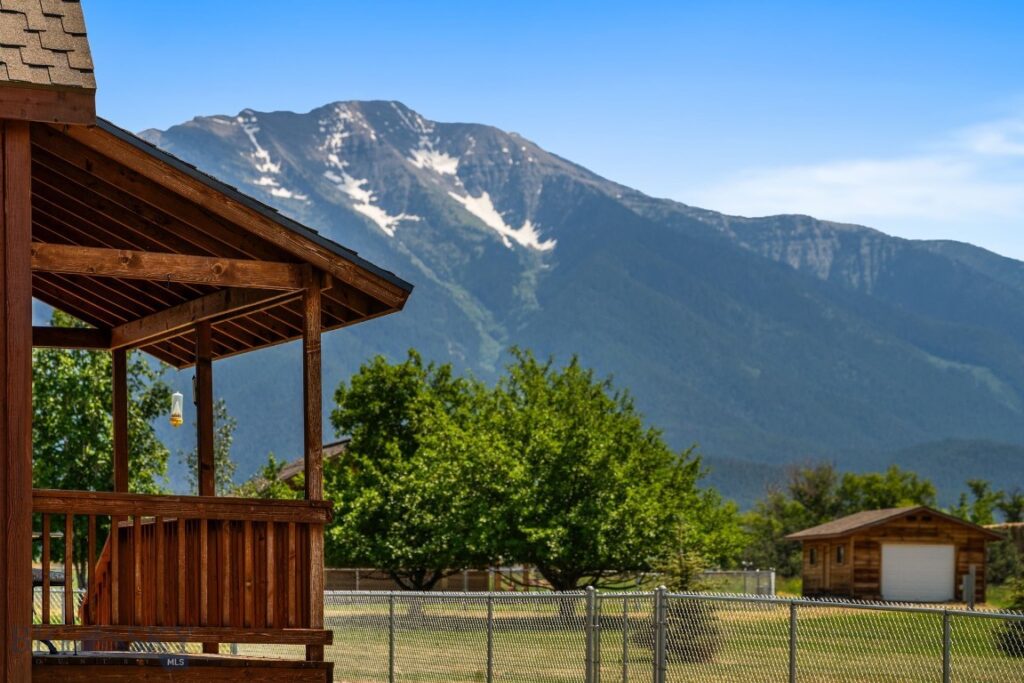 61253 Watson Road,  MT 59865