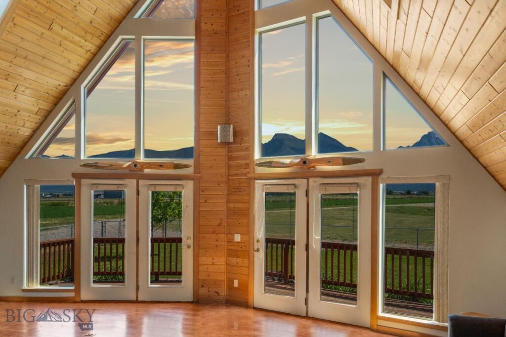 61253 Watson Road,  MT 59865