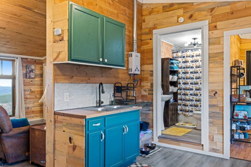 1435 Lone Wolf Trail, Three Forks MT 59752