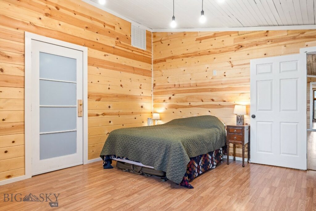 1435 Lone Wolf Trail, Three Forks MT 59752