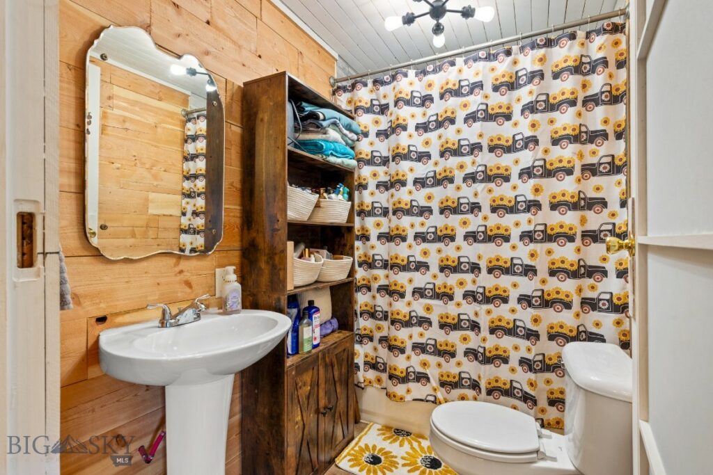 1435 Lone Wolf Trail, Three Forks MT 59752