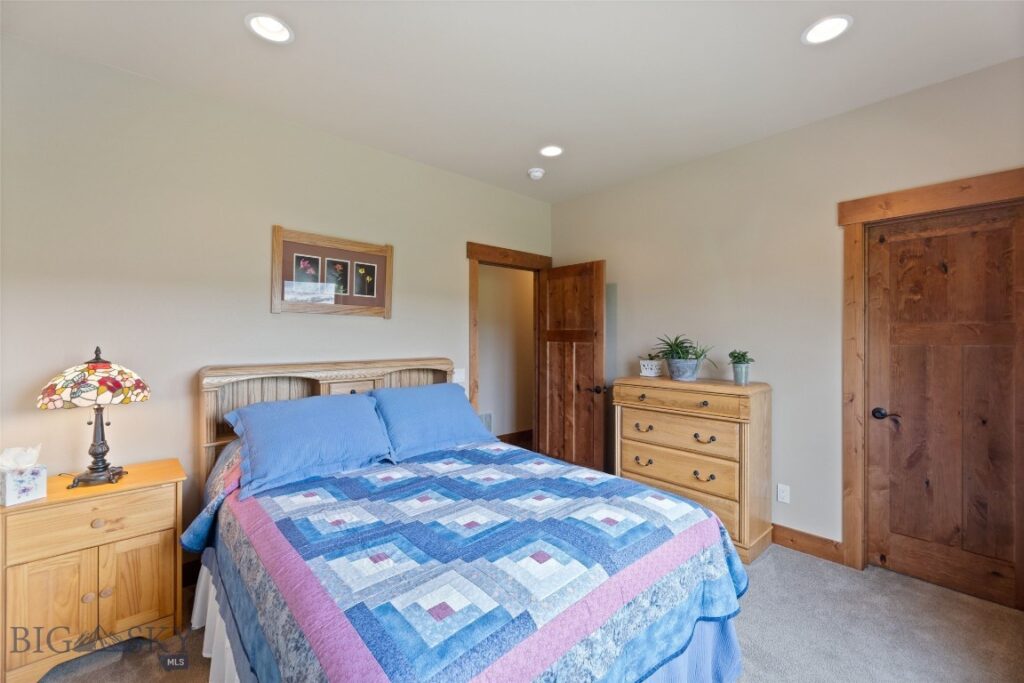 27 Raghorn, Ennis MT 59729