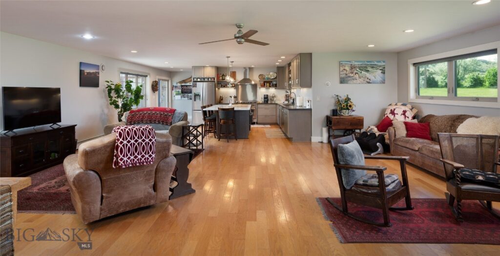 107 Mayflower Road, Whitehall MT 59759