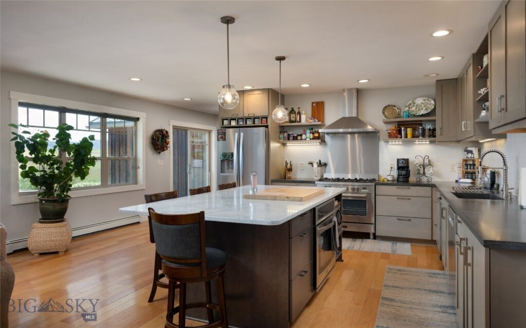 107 Mayflower Road, Whitehall MT 59759