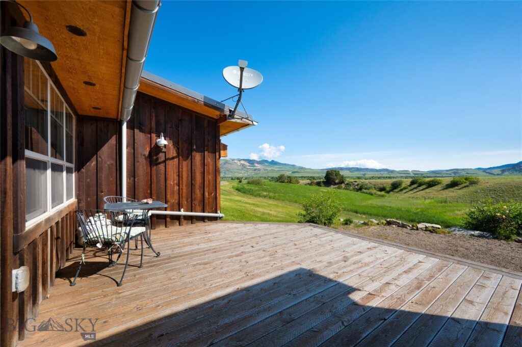 107 Mayflower Road, Whitehall MT 59759