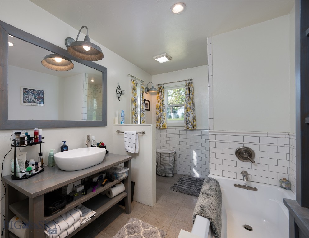 107 Mayflower Road, Whitehall MT 59759