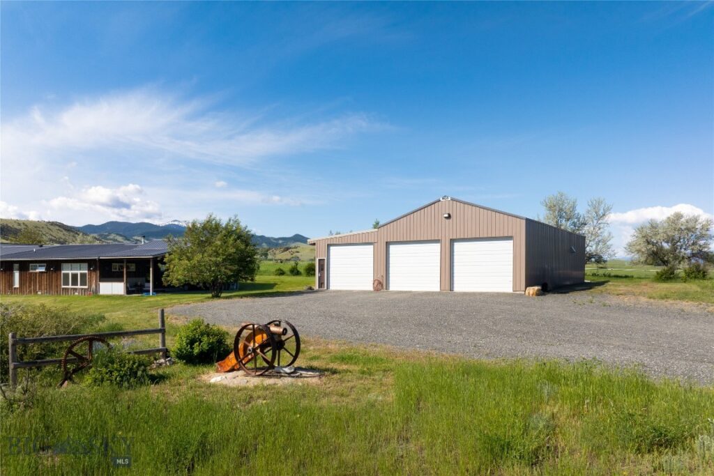 107 Mayflower Road, Whitehall MT 59759