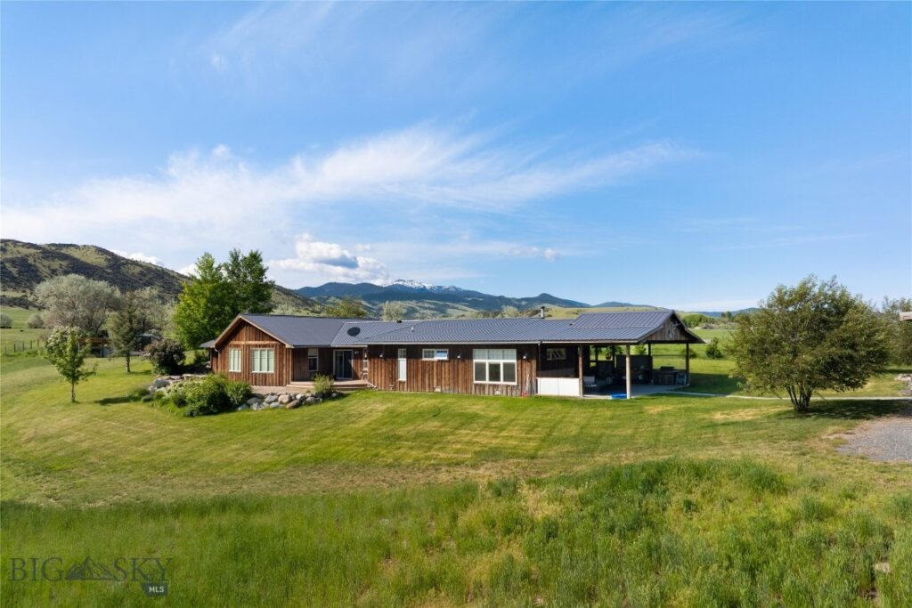 107 Mayflower Road, Whitehall MT 59759