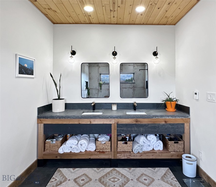 8 Montana Way, Ennis MT 59729