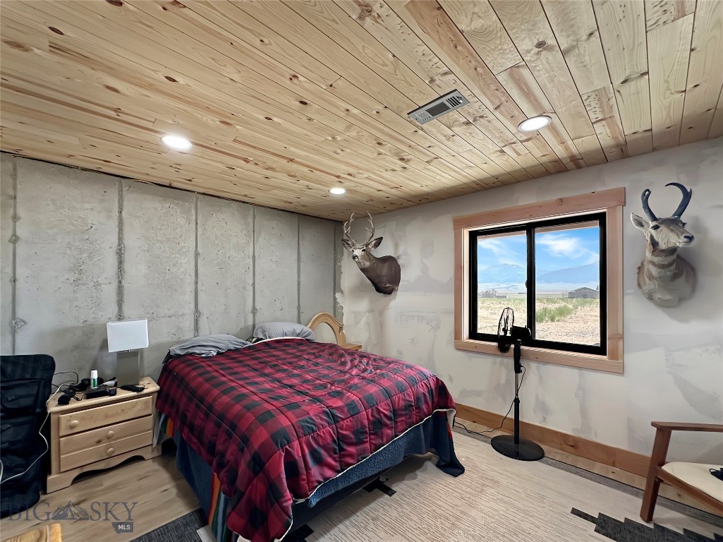 8 Montana Way, Ennis MT 59729