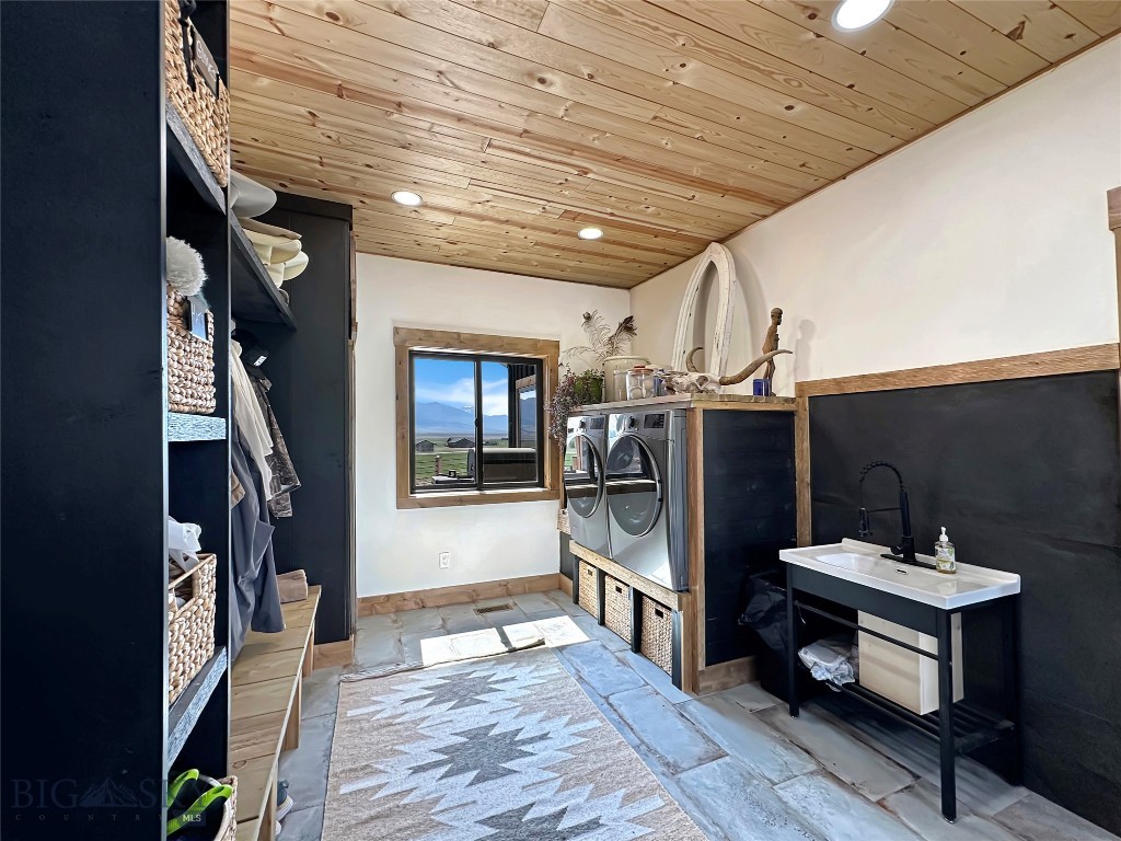 8 Montana Way, Ennis MT 59729