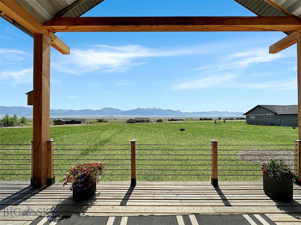 8 Montana Way, Ennis MT 59729