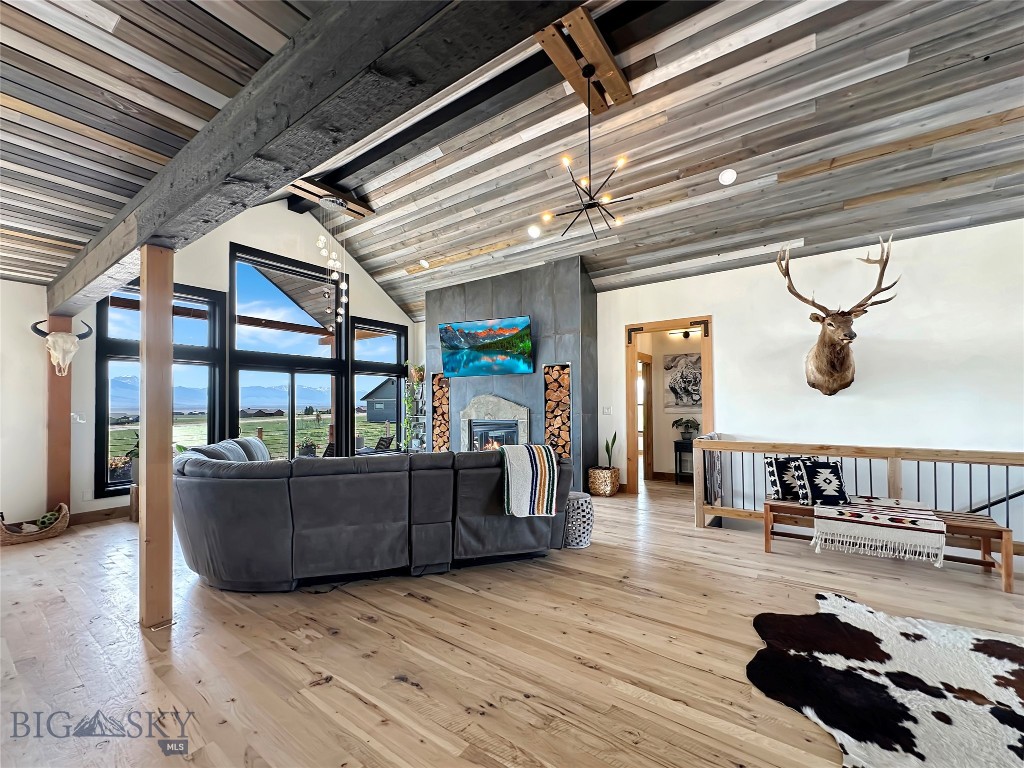 8 Montana Way, Ennis MT 59729