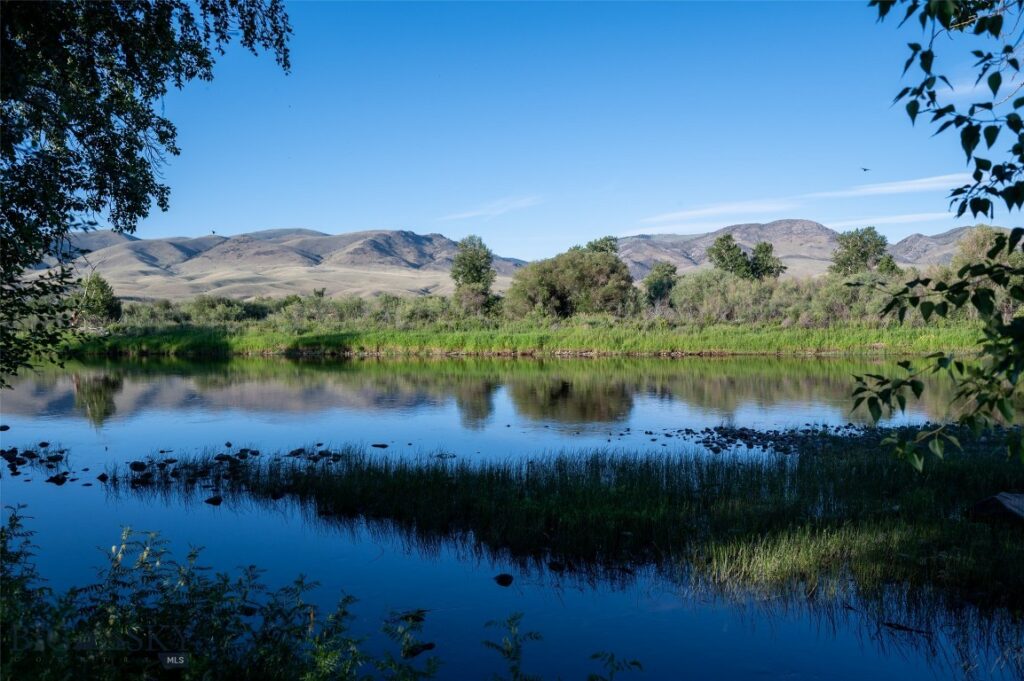 3021 Big Horn Road, Divide MT 59727