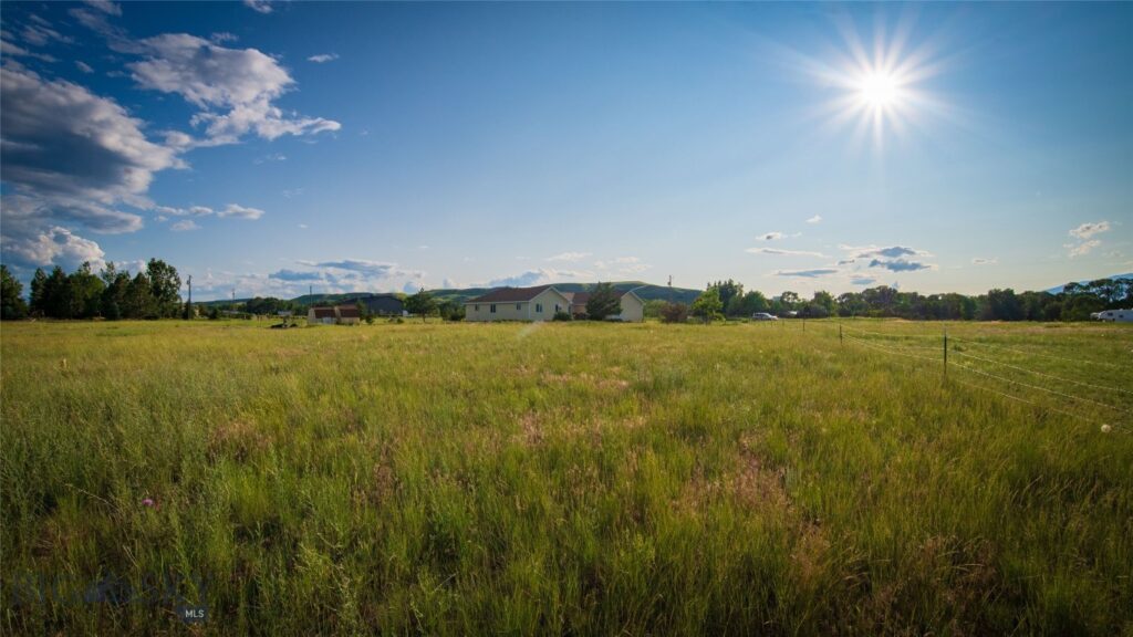 65 Indian Rings Road, Big Timber MT 59011