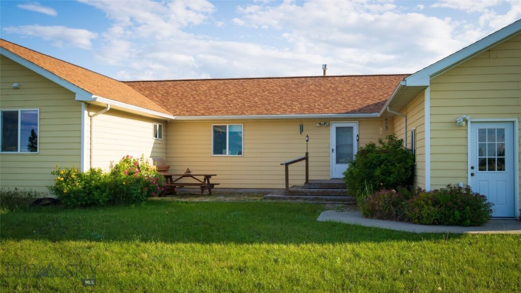 65 Indian Rings Road, Big Timber MT 59011