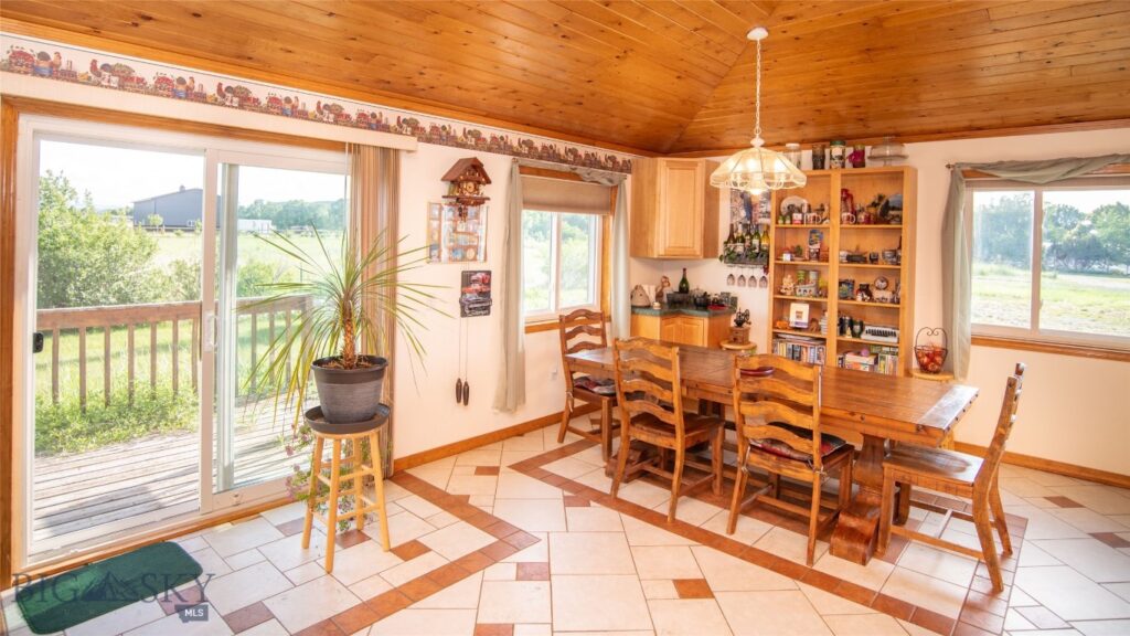 65 Indian Rings Road, Big Timber MT 59011