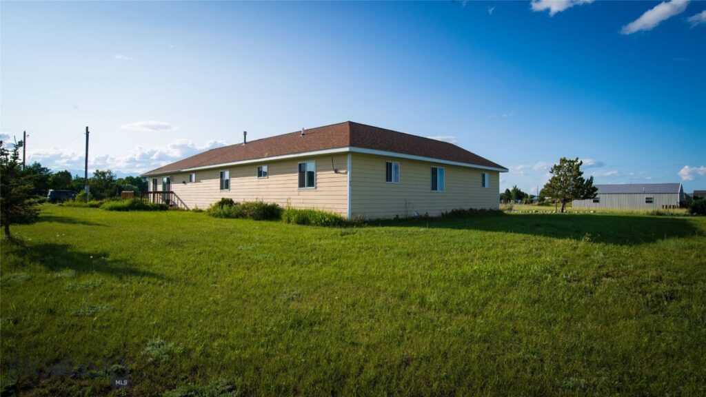 65 Indian Rings Road, Big Timber MT 59011