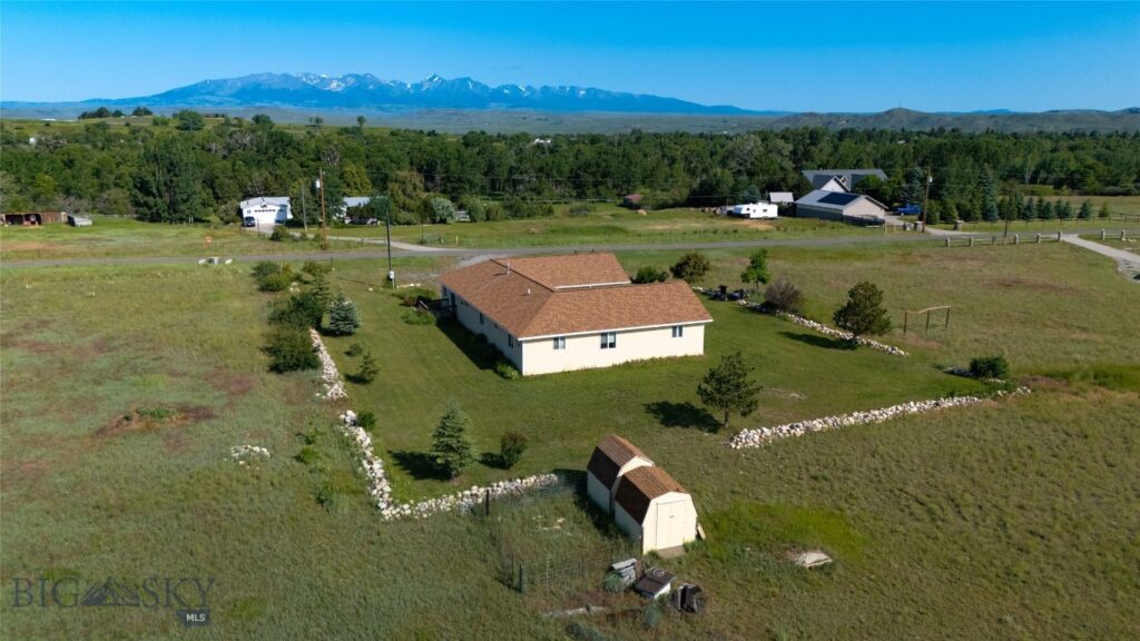 65 Indian Rings Road, Big Timber MT 59011