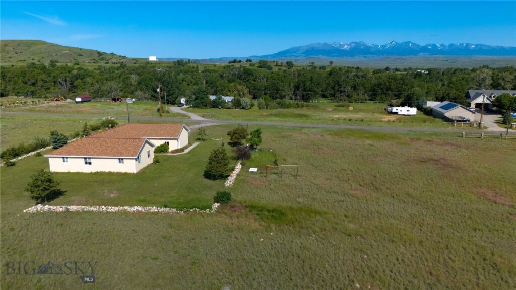 65 Indian Rings Road, Big Timber MT 59011