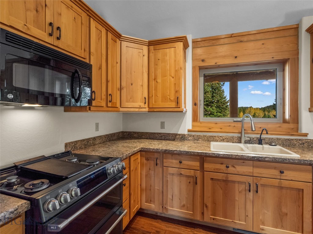 14650 Brackett Creek Road, Bozeman MT 59715