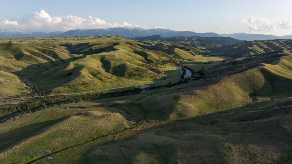 287 Spring Creek Road, Absarokee MT 59001