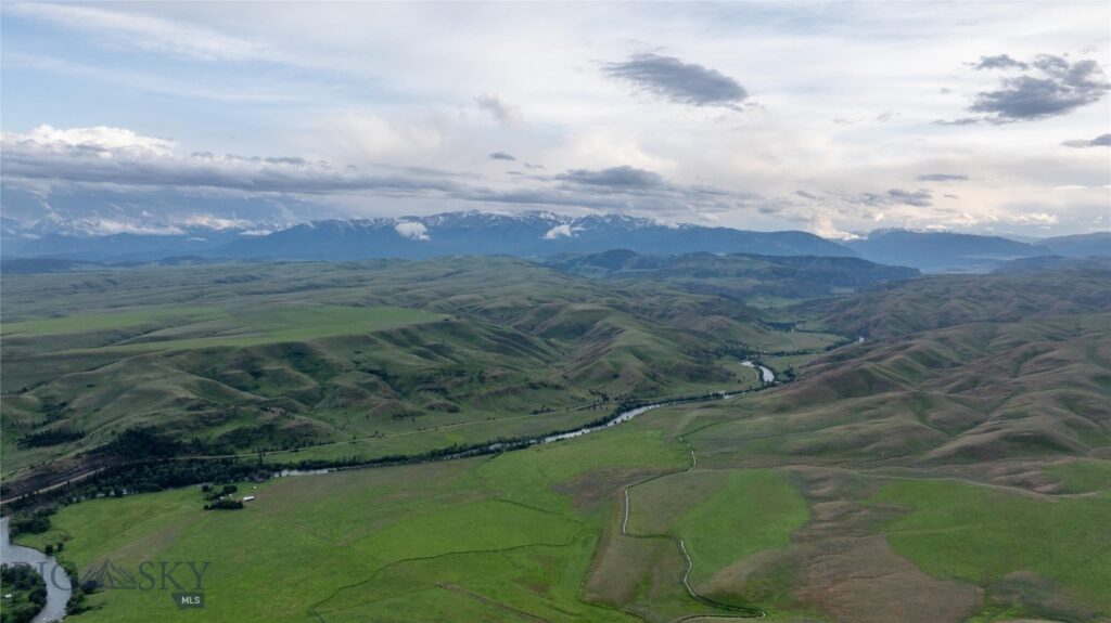 287 Spring Creek Road, Absarokee MT 59001