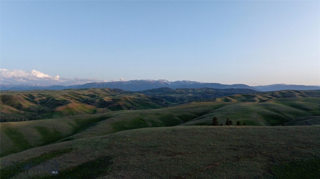 287 Spring Creek Road, Absarokee MT 59001
