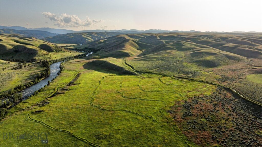 287 Spring Creek Road, Absarokee MT 59001