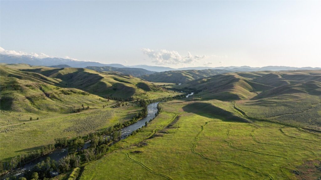 287 Spring Creek Road, Absarokee MT 59001