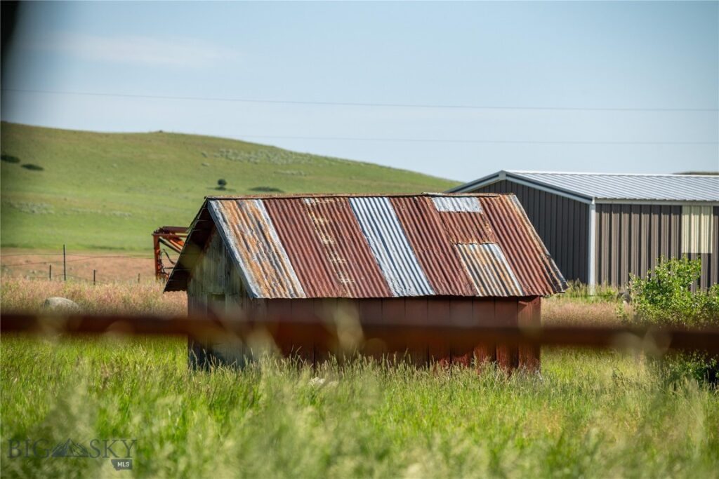 287 Spring Creek Road, Absarokee MT 59001