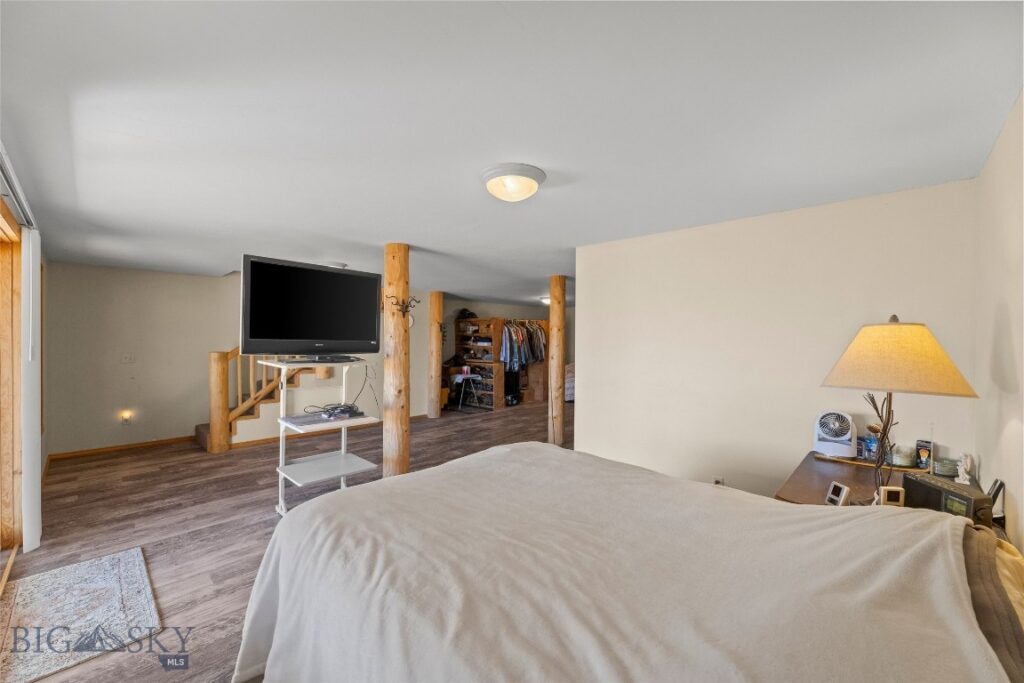 90 Halo Loop Trail, Ennis MT 59729
