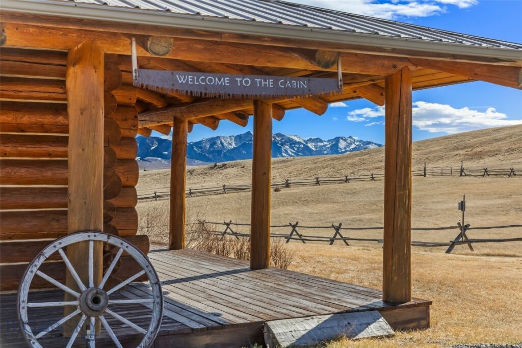90 Halo Loop Trail, Ennis MT 59729