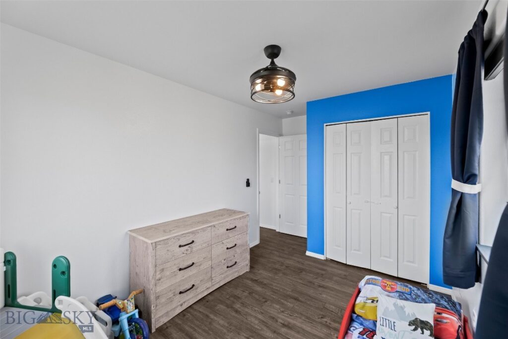 18 Meadowlark Circle, Big Timber MT 59011