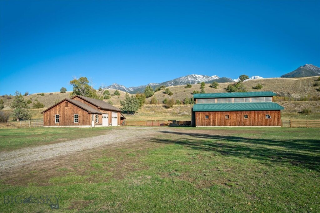 1986 E River Road, Livingston MT 59047