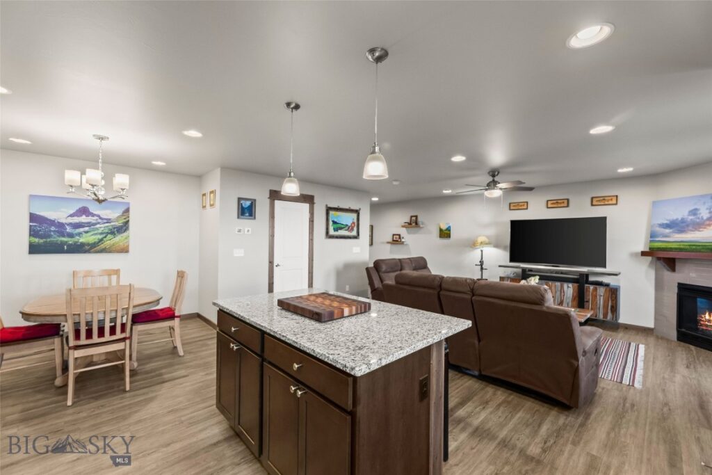 1307 Fozzie Lane, Belgrade MT 59714