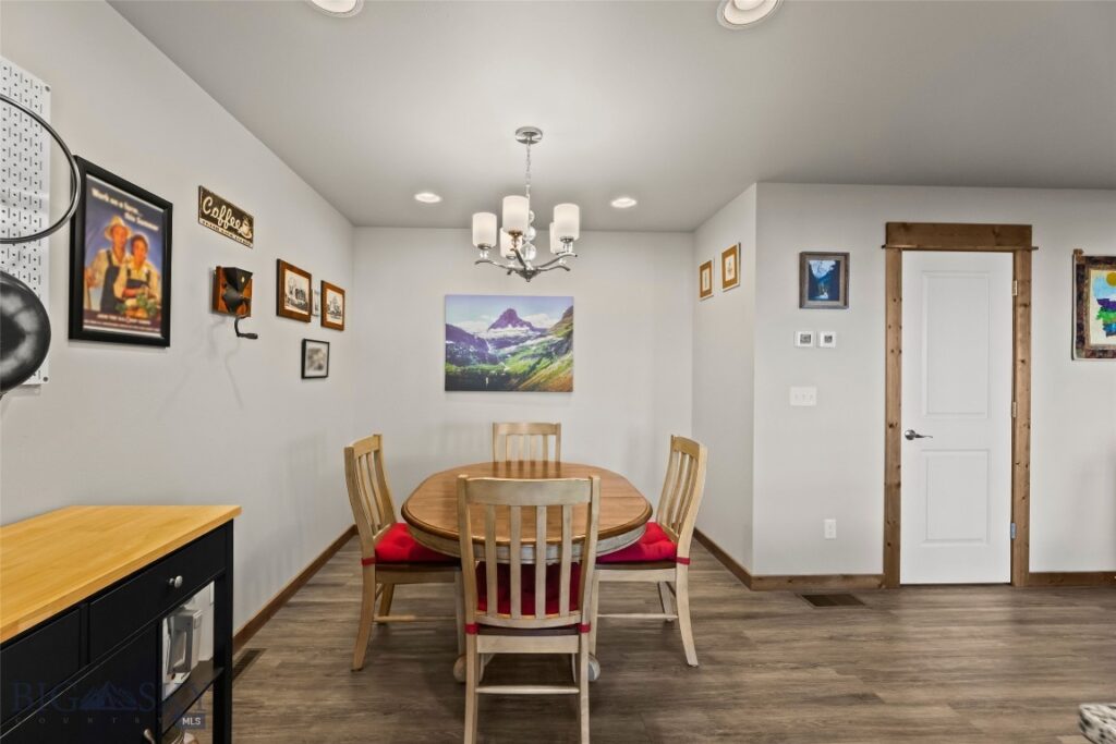 1307 Fozzie Lane, Belgrade MT 59714