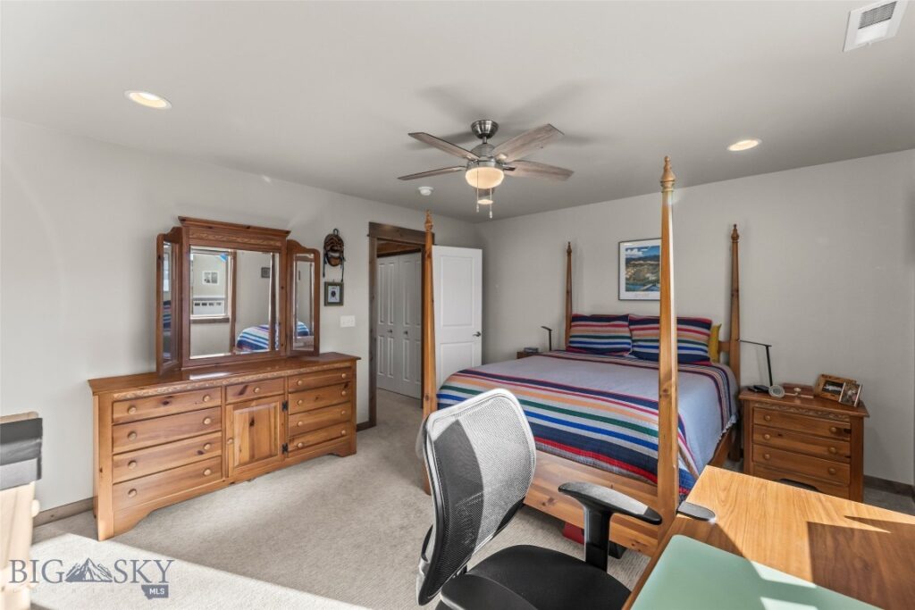 1307 Fozzie Lane, Belgrade MT 59714