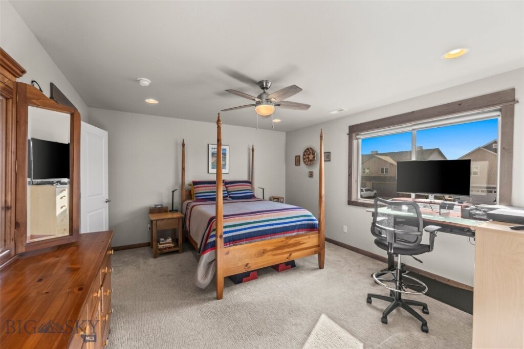 1307 Fozzie Lane, Belgrade MT 59714