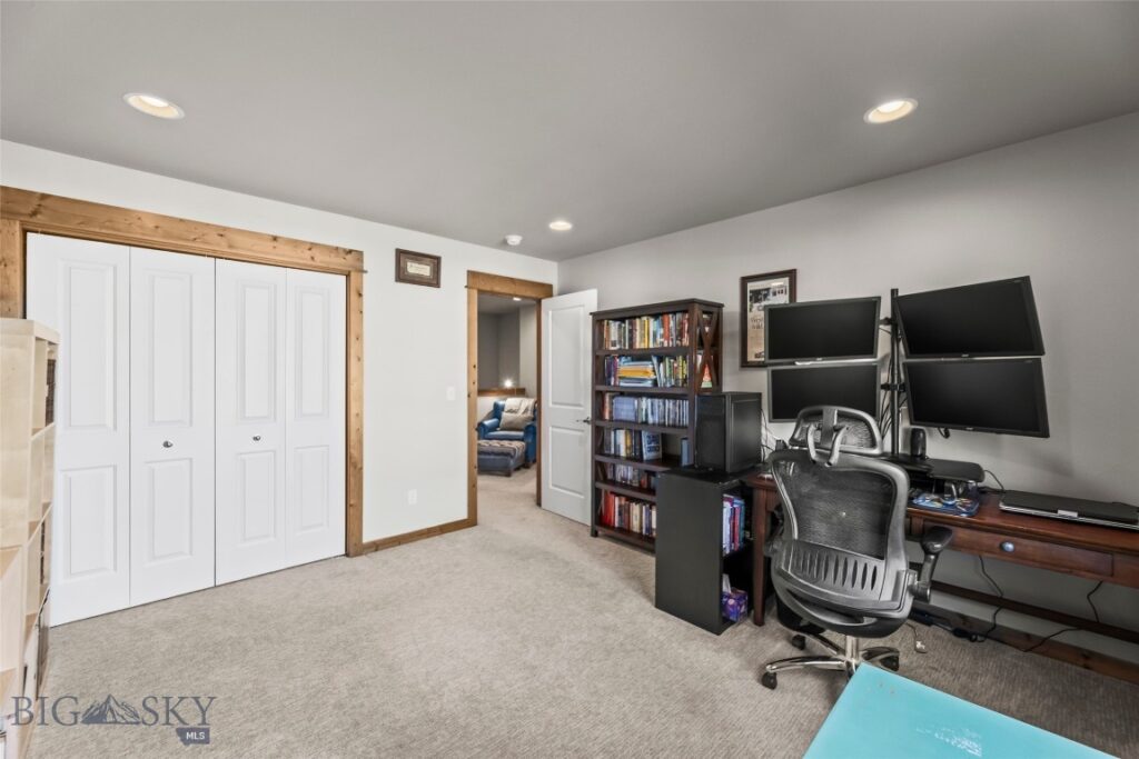 1307 Fozzie Lane, Belgrade MT 59714