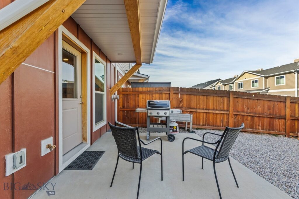 1307 Fozzie Lane, Belgrade MT 59714