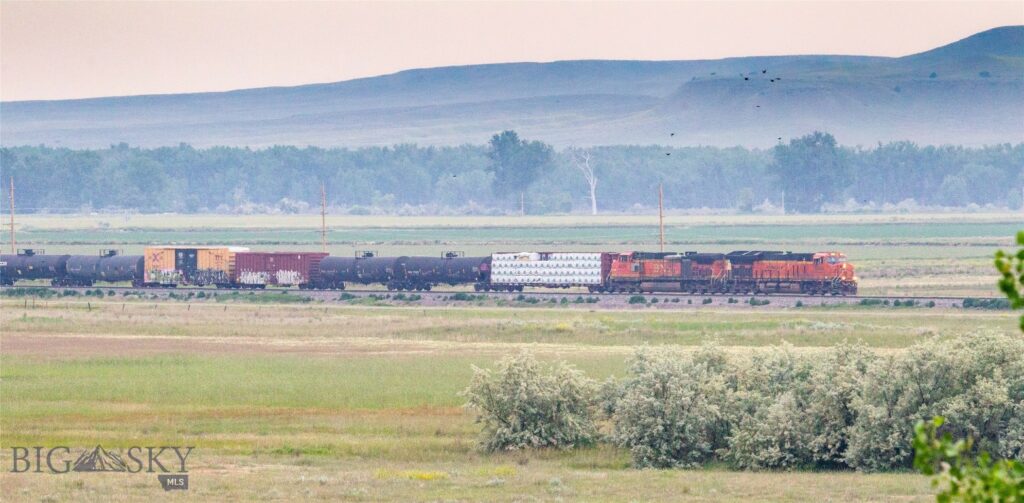 NHN Old Hwy 10, Forsyth MT 59327