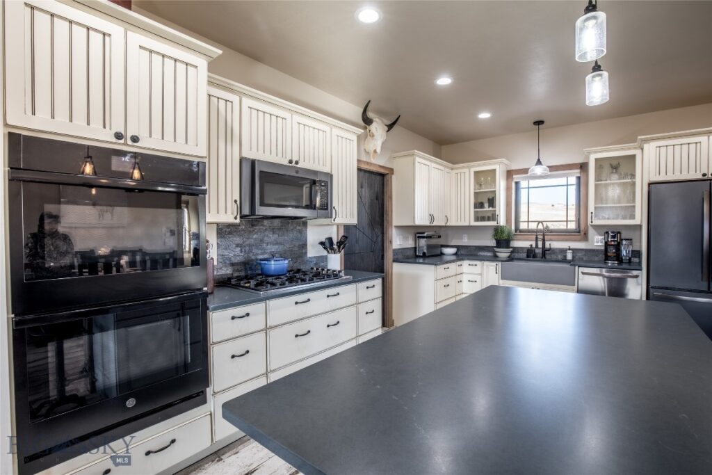 55 Vigilante Lane, Sheridan MT 59749